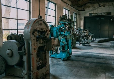 Atelier d'injection plastique implanté dans la Loire